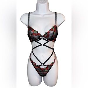 Victoria's Secret Very Sexy Cherry Embroidery Unlined Low Cut Teddy XS NWT
